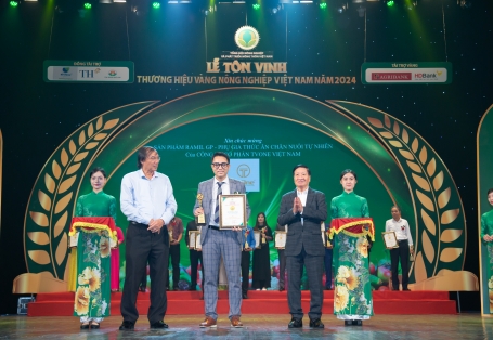 TVONE VIỆT NAM VINH DỰ NHẬN GIẢI THƯỞNG “THƯƠNG HIỆU VÀNG NÔNG NGHIỆP VIỆT NAM” NĂM 2024